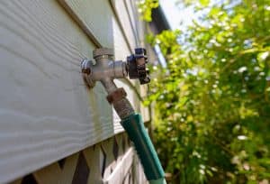 How To Remove A Stuck On Garden Hose From A Spigot