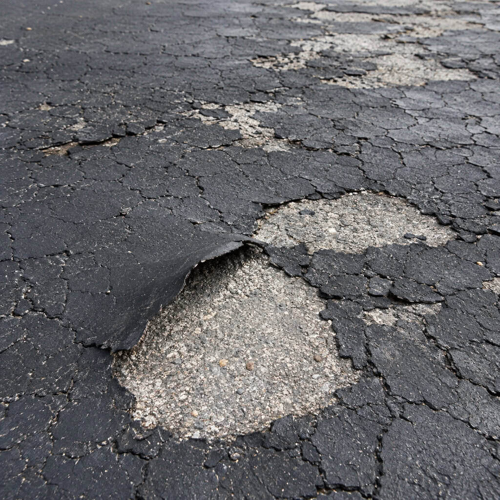Sealcoating Asphalt Every Single Year